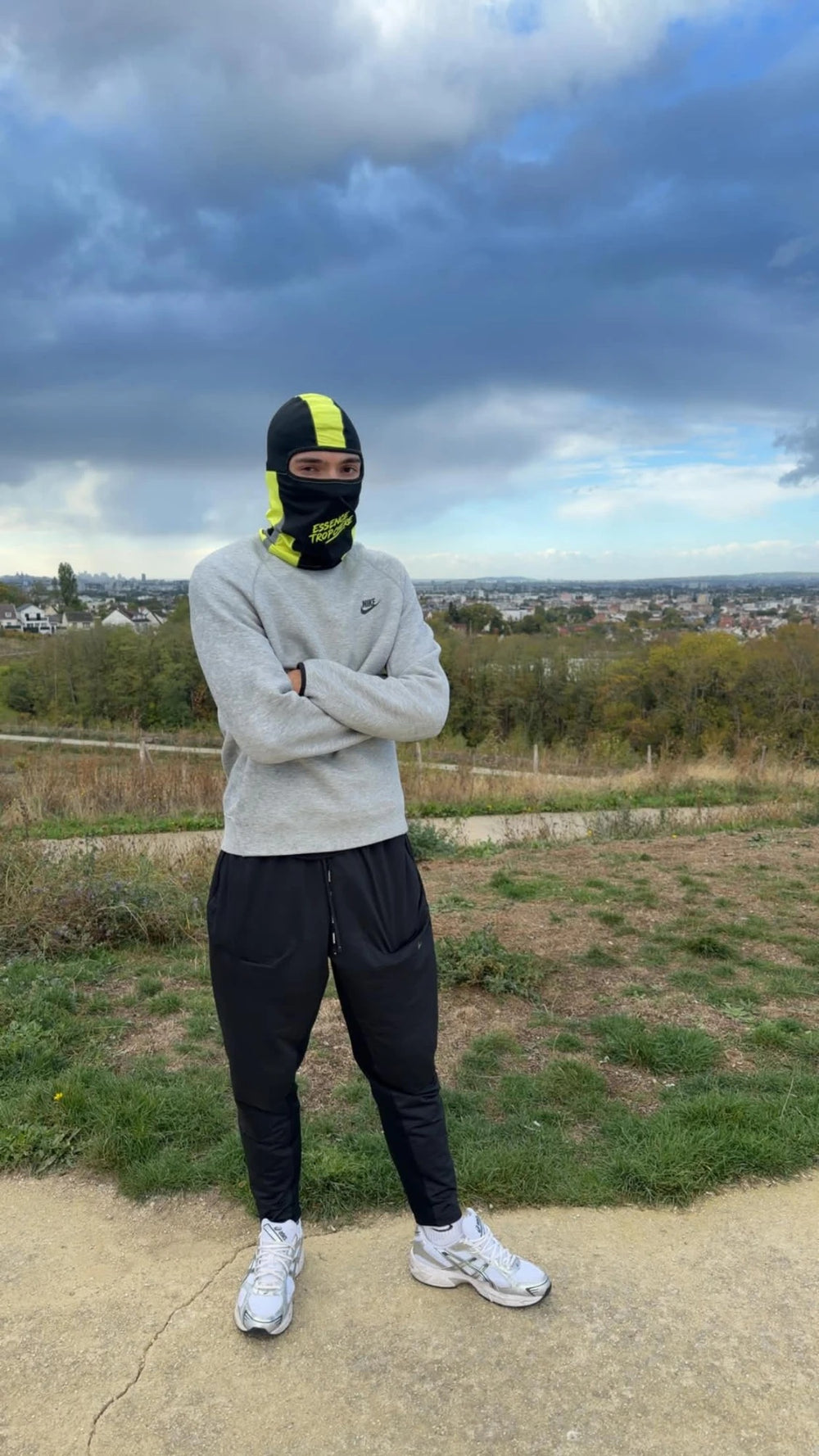 Cagoule CGL Gilet Jaune portée de face